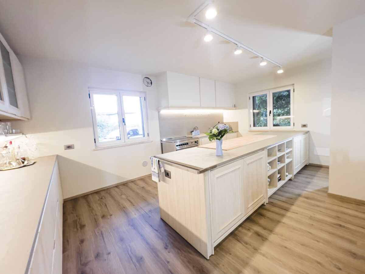 Cucine classiche Bergamo: eleganza, tradizione e qualità